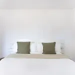 Minimalist La Pecera أذيخي