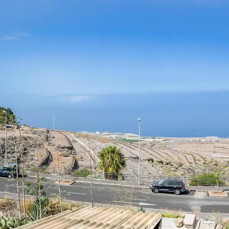 Minimalist La Pecera Costa Adeje (Tenerife)