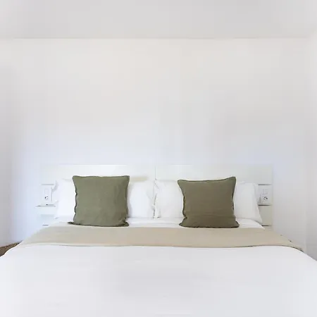 Apartment Minimalist La Pecera
